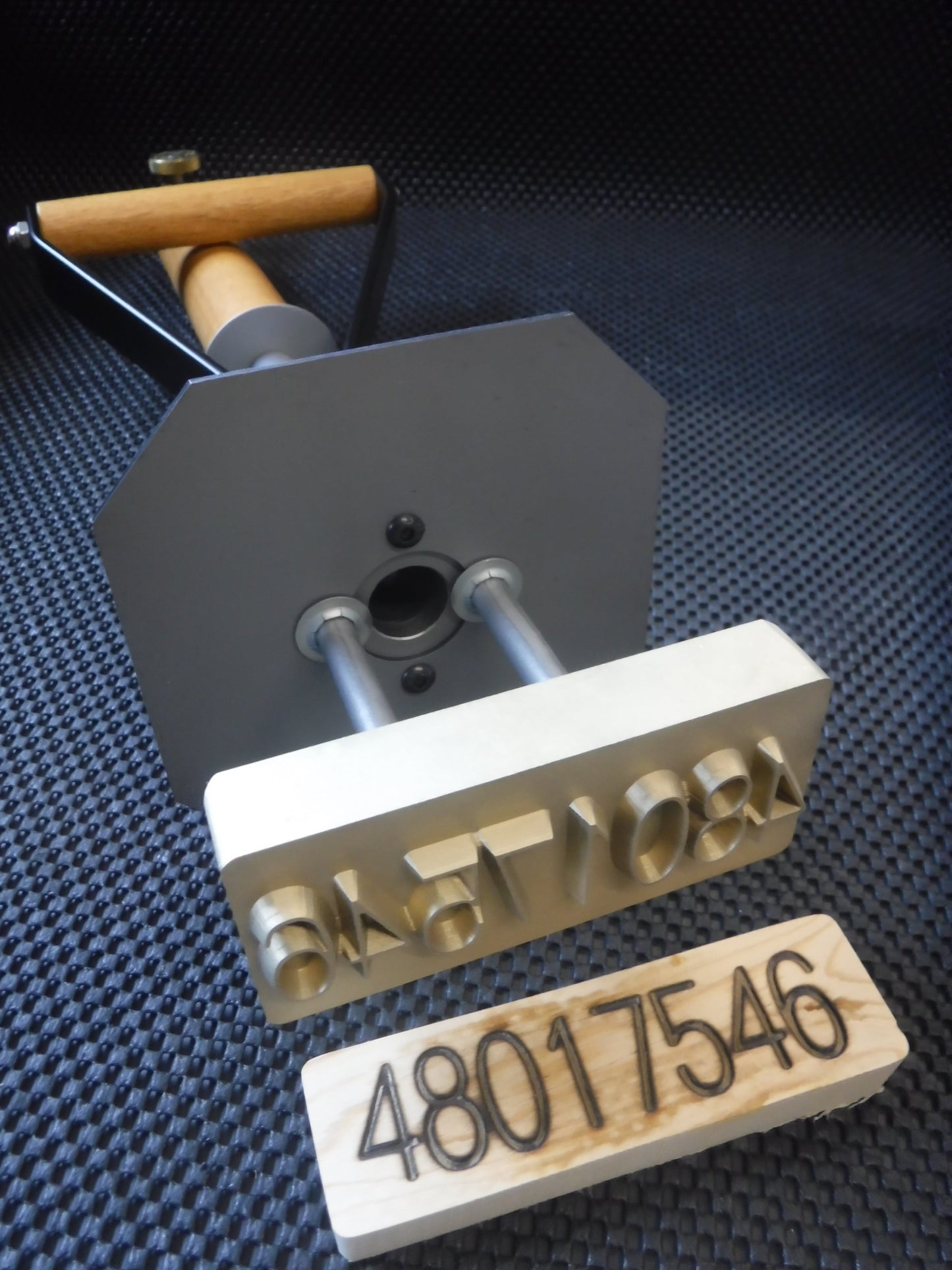 BBB Propane Torch Branding Iron - Bee Box, Pallet, Scaffold Branding Iron